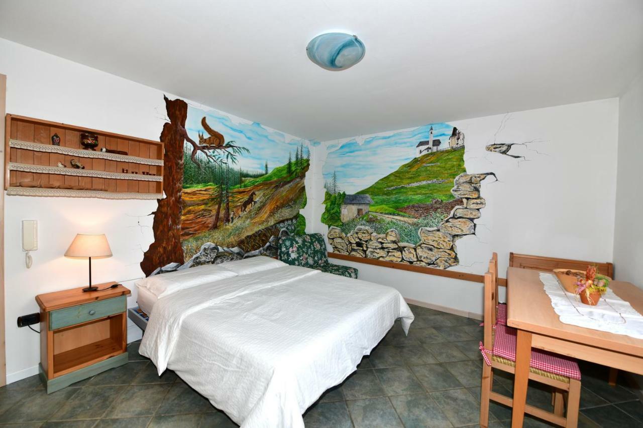 Agritur Volpaia Rooms And Apartments Vermiglio Exterior photo